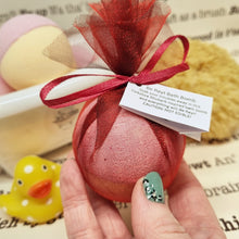 Load image into Gallery viewer, Yorkshire themed bath bomb - Be Reyt - Yorkshire gift ideas