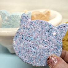 Load image into Gallery viewer, I've Got Felines For You Bath Bomb - Cat shaped Bath Bomb - puns - cat lovers