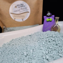 Load image into Gallery viewer, Magical Bath Potion - Hocus Pocus - Fizzing Bath Dust