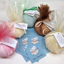 Load image into Gallery viewer, Champagne Kisses Bath Bomb - Luxury Bathing Range