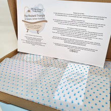 Load image into Gallery viewer, The Rhubarb Triangle - Bath and Body Letterbox Gift Set - Yorkshire Gift Idea