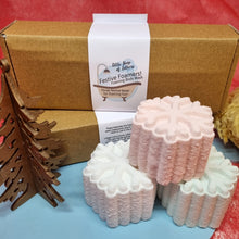 Load image into Gallery viewer, Festive Foamers - Foaming Body Wash - Christmas Pampering Selection
