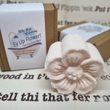 Load image into Gallery viewer, Ey Up Flower - Yorkshire themed Shower Flower - Foaming Body Wash - Yorkshire Token of Appreciation
