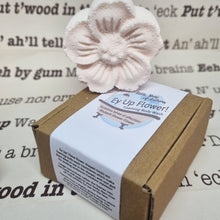 Load image into Gallery viewer, Ey Up Flower - Yorkshire themed Shower Flower - Foaming Body Wash - Yorkshire Token of Appreciation
