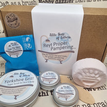 Load image into Gallery viewer, Reyt Proper Pampering - Yorkshire Pampering gift set - Yorkshire lovers

