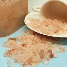 Load image into Gallery viewer, Himalayan Bath Salts - Tranquility - Ginger, Grapefruit, White Tea
