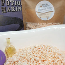 Load image into Gallery viewer, Magical Bath Potion - Pepper-Up - Fizzing Bath Dust
